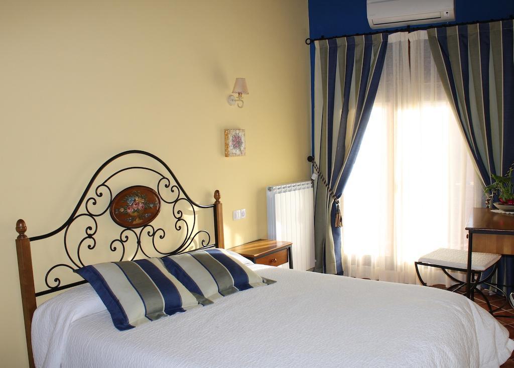 El Corral De Valero Guest House Valdealgorfa Ruang foto