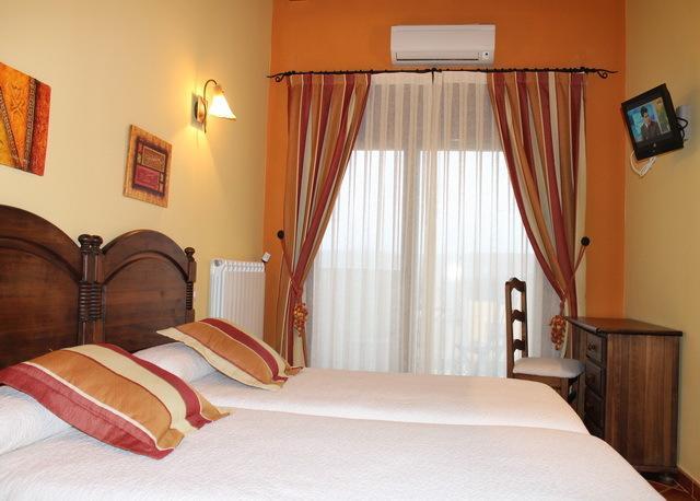El Corral De Valero Guest House Valdealgorfa Ruang foto